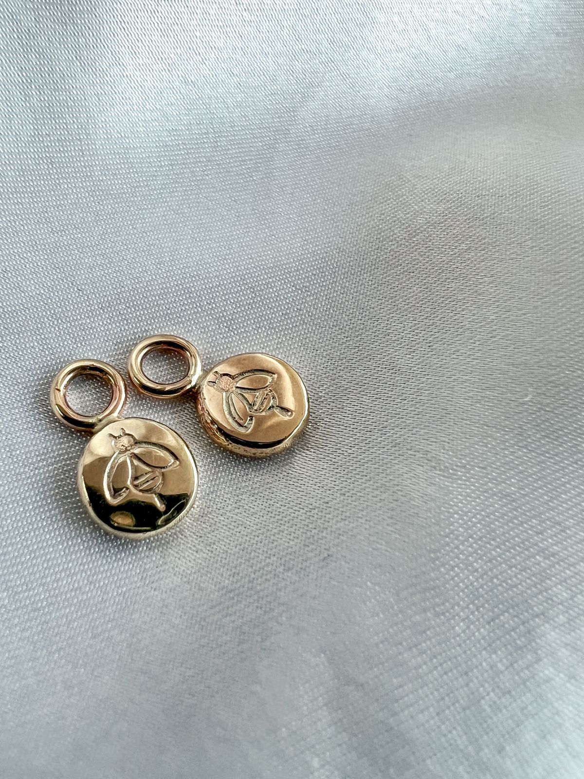 "Bee Kind" Pebble Charms