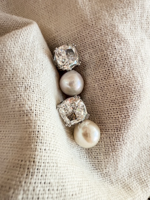 Cushion cut pearl earrings